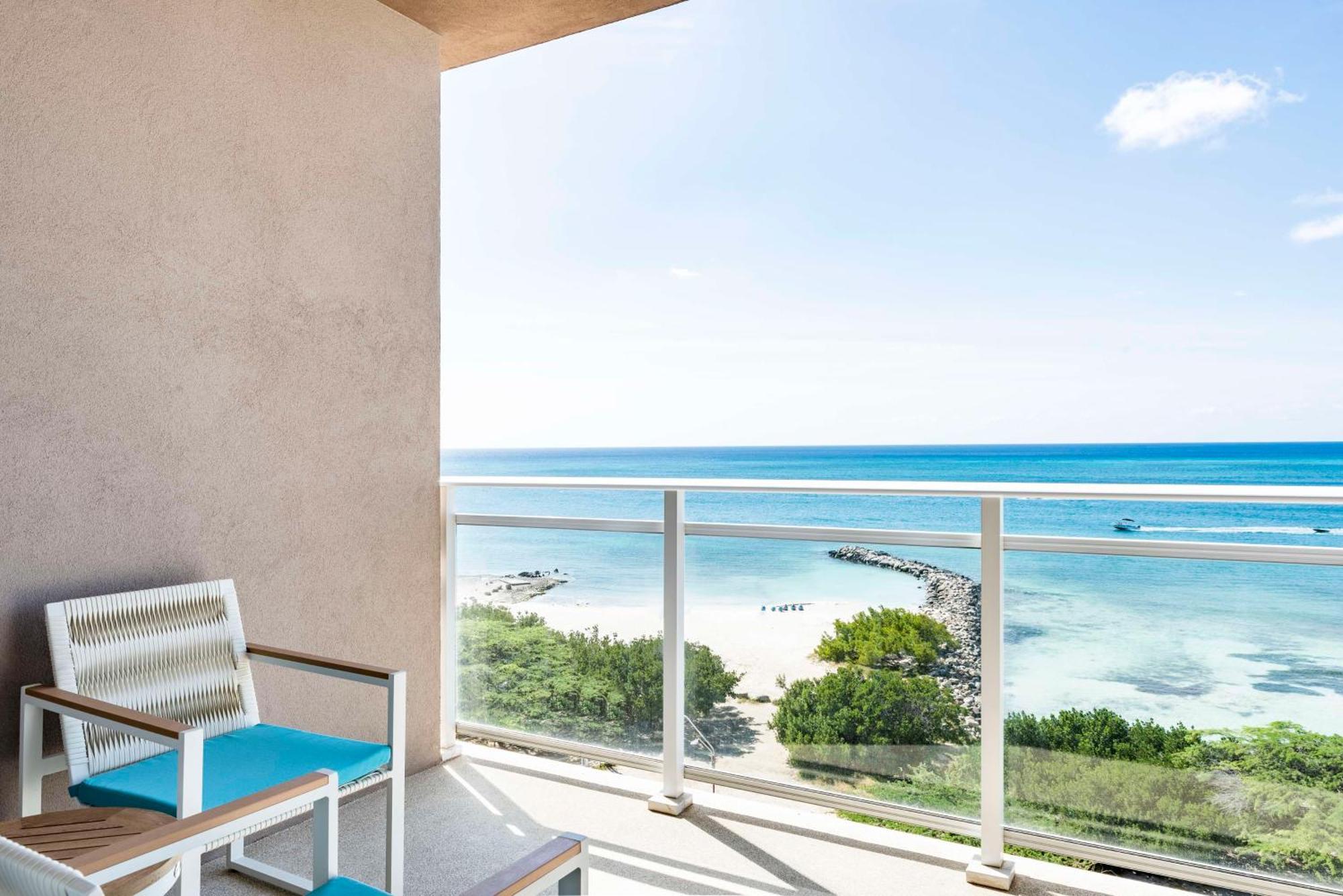 Embassy Suites By Hilton Aruba Beach Resort Palm Beach Exterior photo