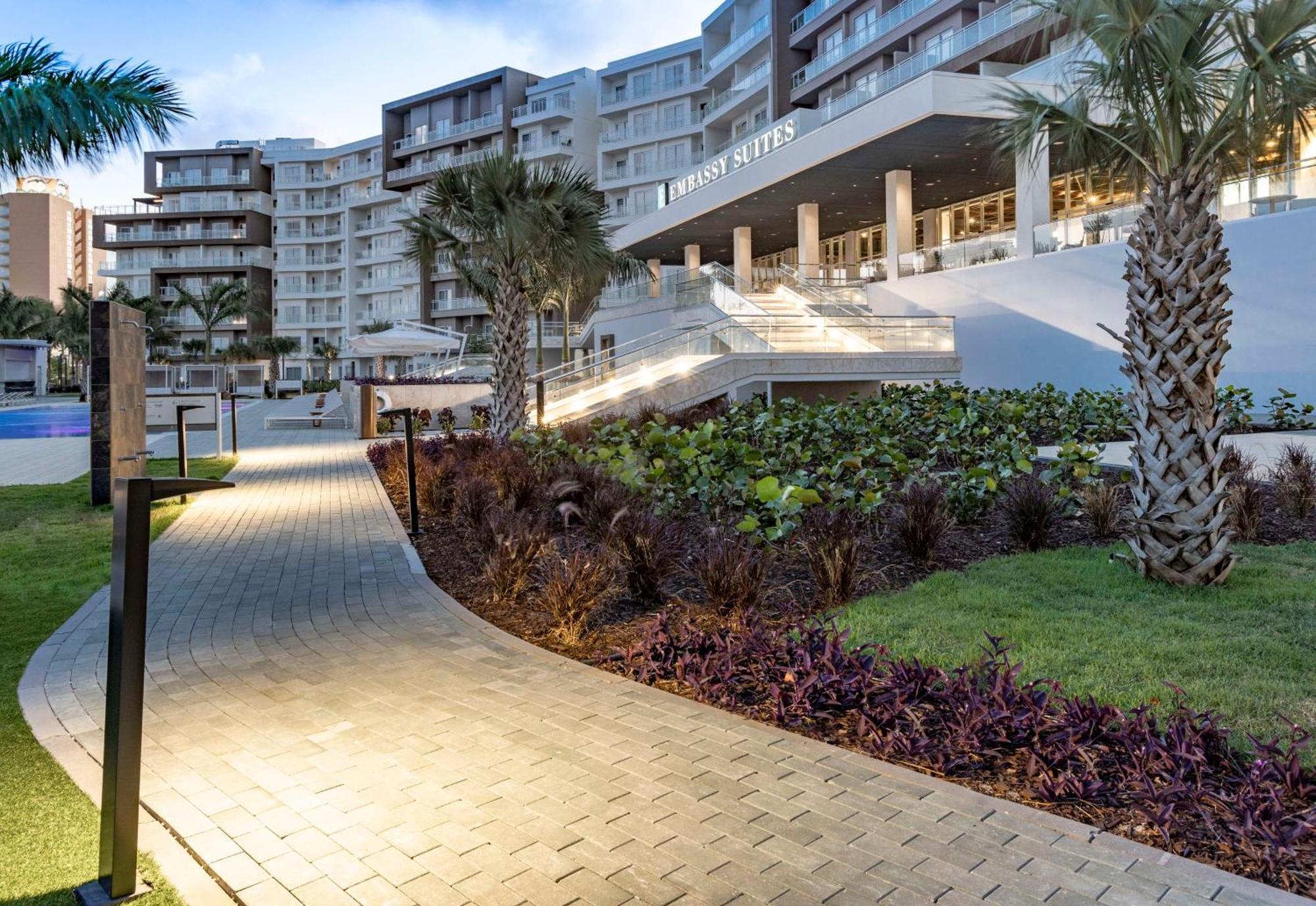 Embassy Suites By Hilton Aruba Beach Resort Palm Beach Exterior photo